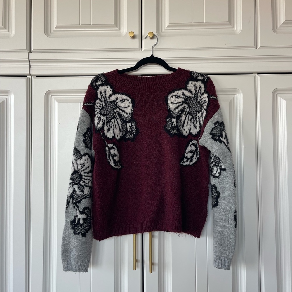 Silverflint Floral Knit Sweater - Burgundy and Gray